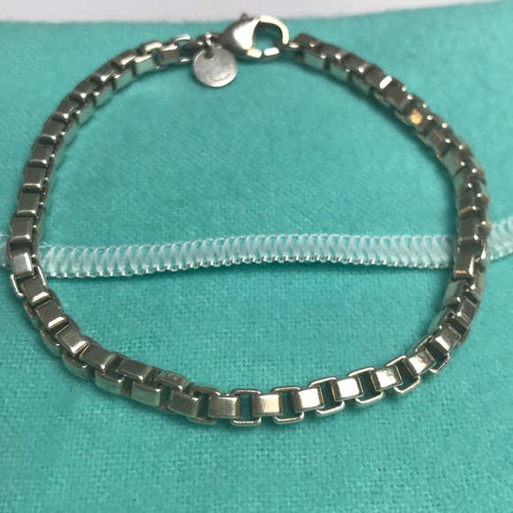 Tiffany & Co. Venetian Link Bracelet - Picture 4 of 7